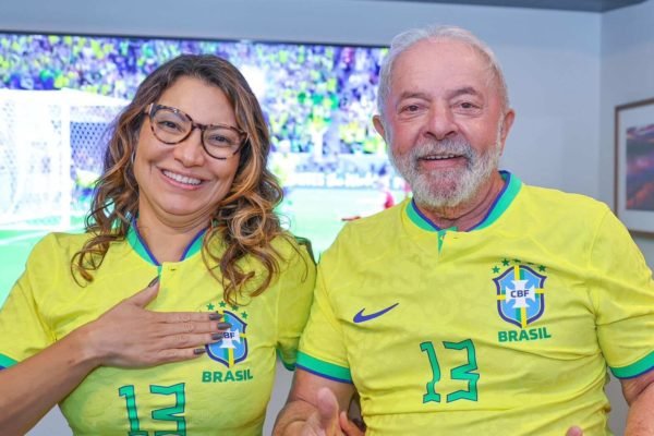 lula e janja assistem primeiro jogo do Brasil em SP