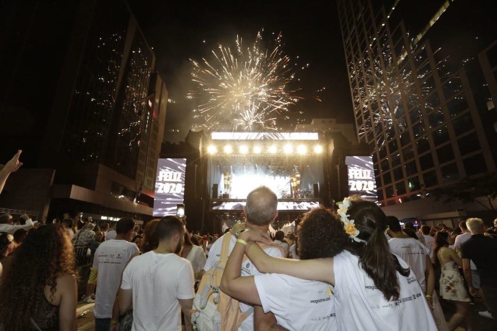 Celebração do réveillon na Avenida Paulista de 2019 para 2020