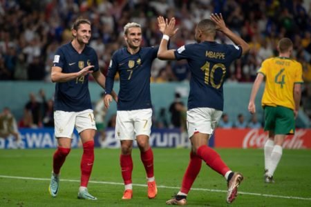 Jogadores franceses celebrando