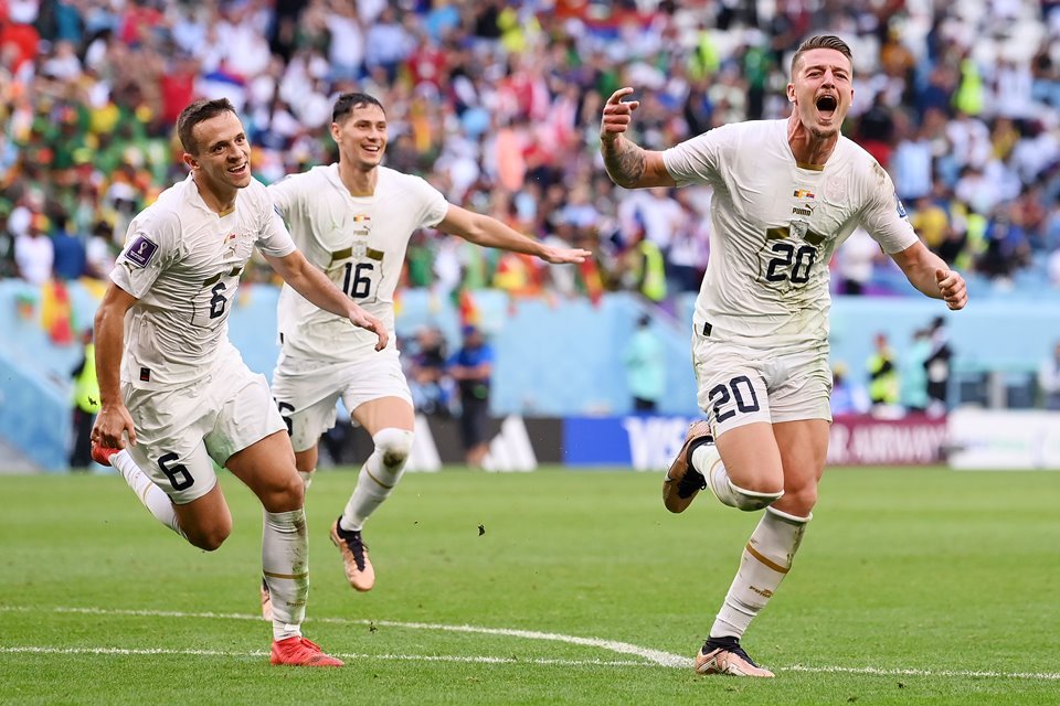 BRASIL 2 X 0 SÉRVIA, PRIMEIRO JOGO DA SELEÇÃO