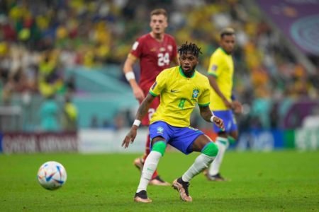 Fred será titular da Seleção Brasileira no jogo contra a Suíça - Metrópoles