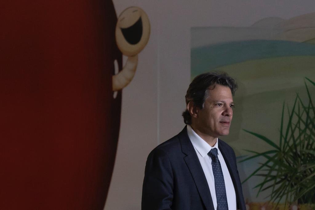 Imagem colorida mostra o ex-ministro Fernando Haddad (PT) - Metrópoles