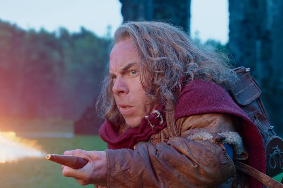 Willow Ufgood (Warwick Davis) como Willow