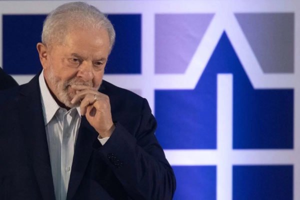 Imagem colorida do presidente eleito Luiz Inácio Lula da Silva - Metrópoles