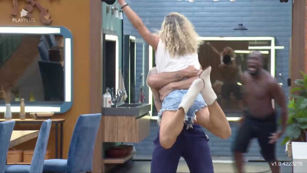Bárbara Borges na volta da Roça Falsa (Reprodução: PlayPlus)
