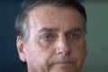 Imagem colorida mostra o presidente Jair Bolsonaro com os olhos marejados - Metrópoles