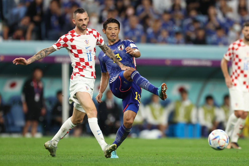 Transmissão do placar da partida de futebol da copa do euro das oitavas de  final da croácia x espanha