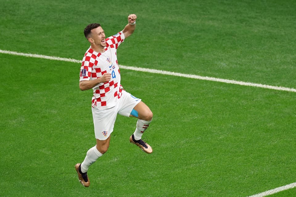 Já a Croácia, marcou com Perisic e deixou tudo igual o jogo contra o Japão - Metrópoles