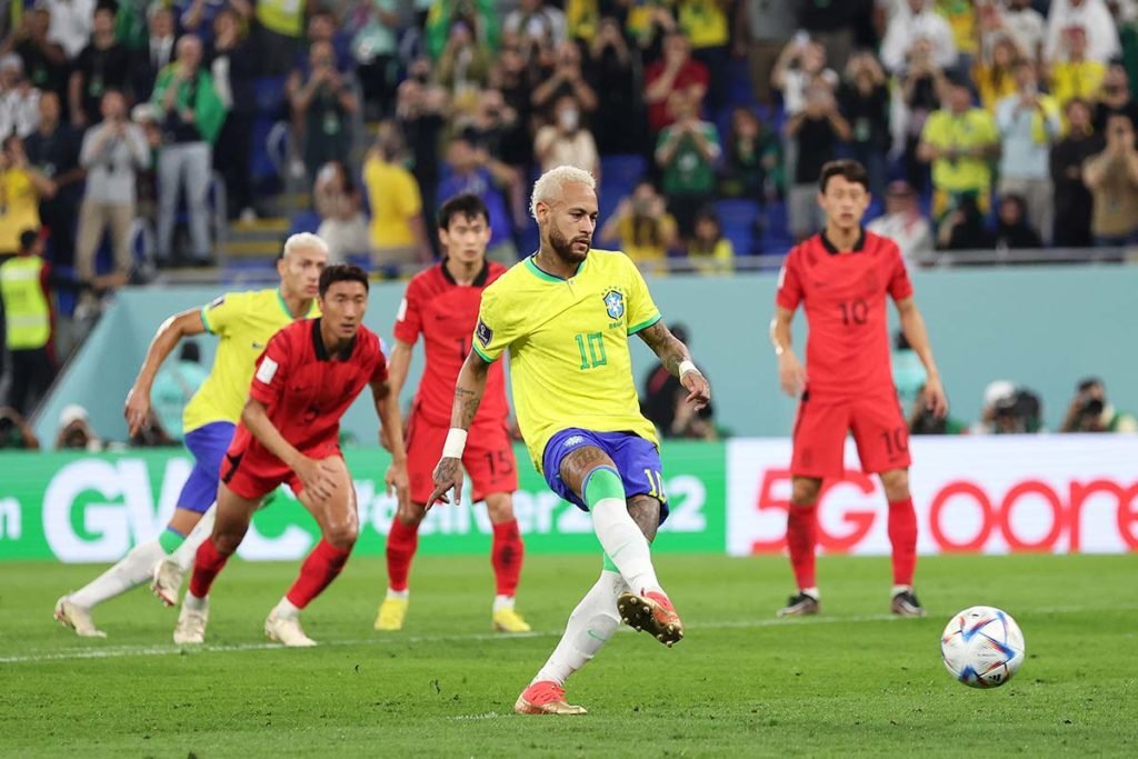 Copa 2022: Brasil decide no 1º tempo, atropela Coreia e vai às quartas