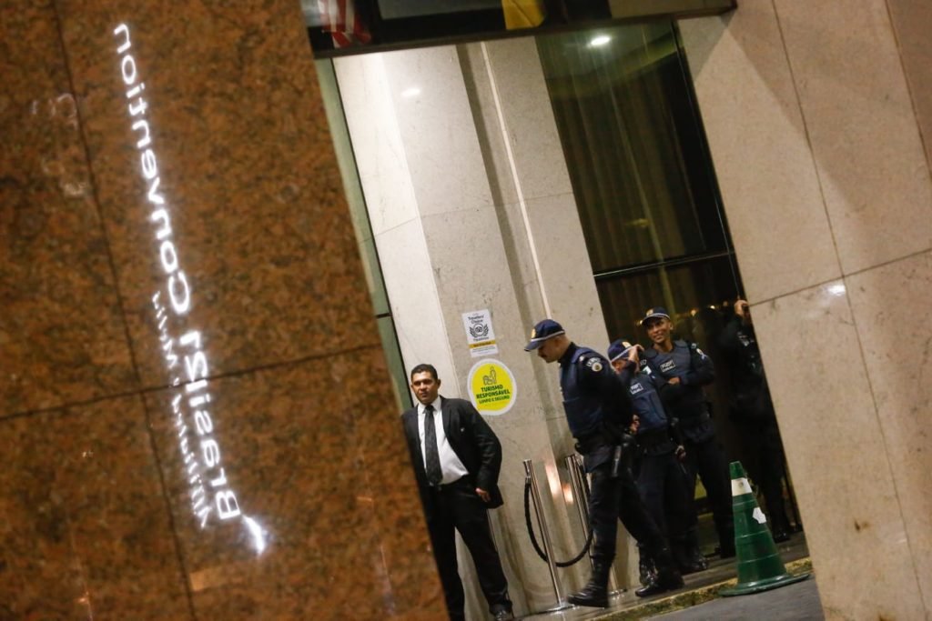PM policiamento hotel Lula Meliá Brasil 21