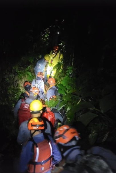 A região de mata tem várias cachoeiras e fica localizada próxima à descida da serra para o litoral paulista