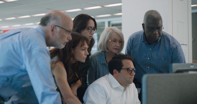 Cena do filme Ela Disse - Metrópoles