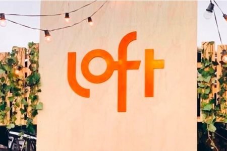 Imagem colorida do logo da Loft