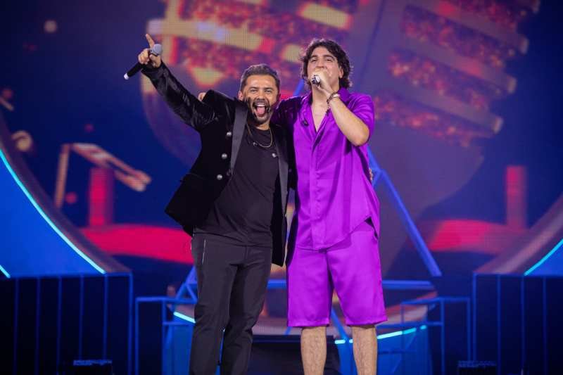 Nattan lança álbum completo com participações de grandes artistas