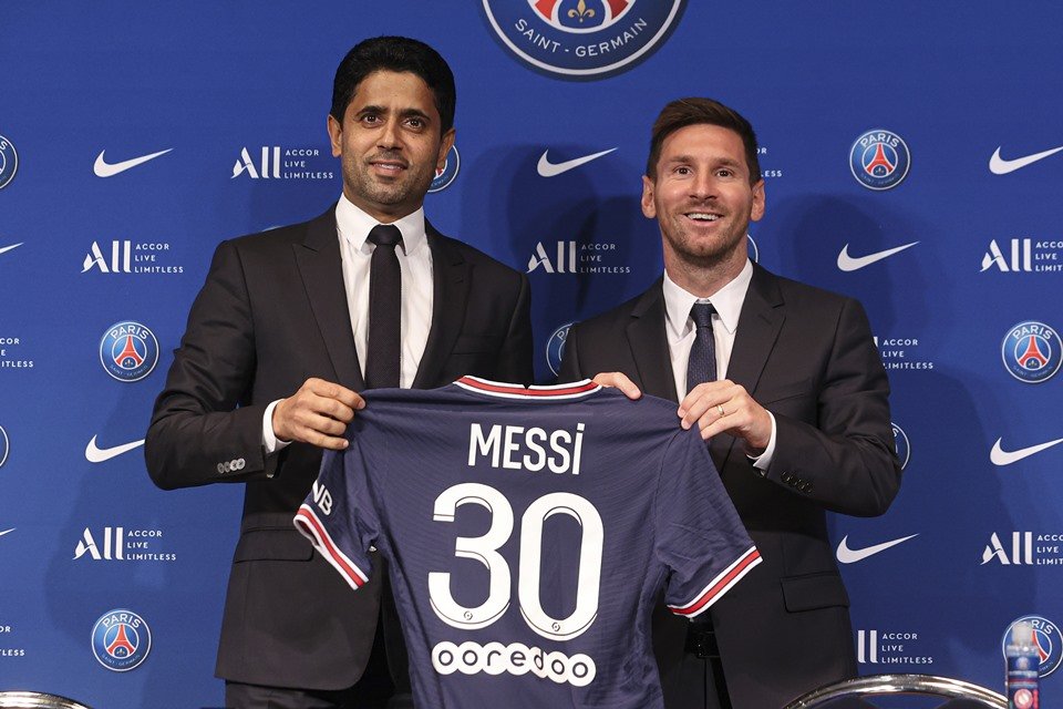 Presidente do PSG afirma que fará proposta de renovação à Lionel Messi - Metrópoles