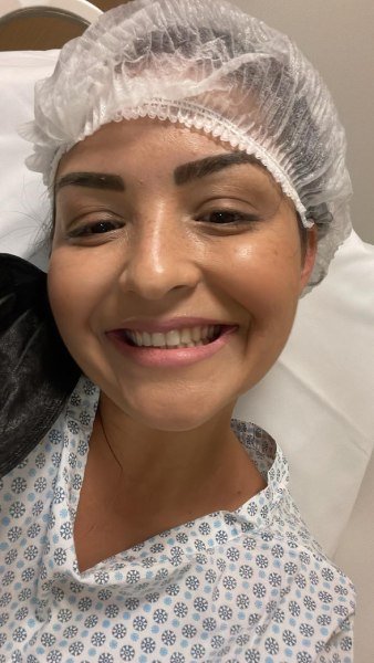 poliana no dia da cirurgia de endometriose