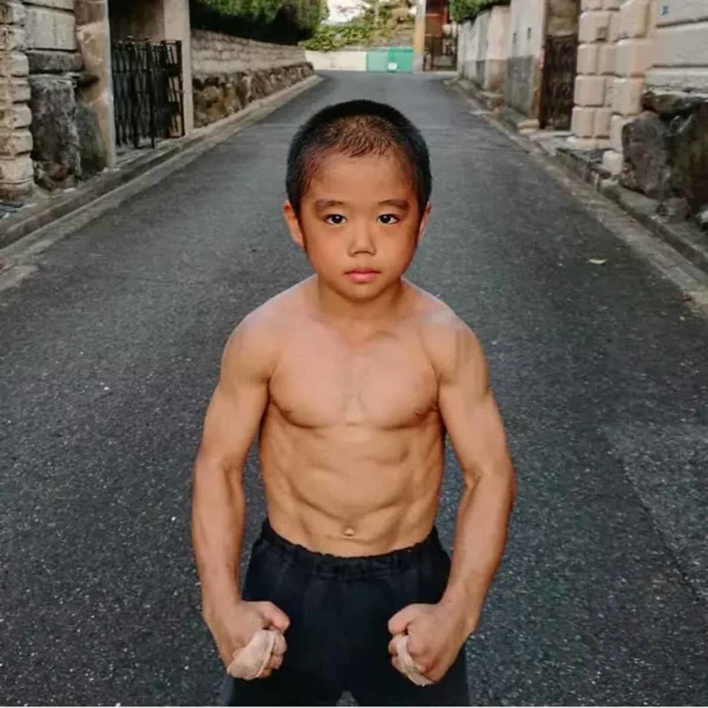 Na foto, o jovem Ryusei Imai, que se inspira no Bruce Lee - Metrópoles