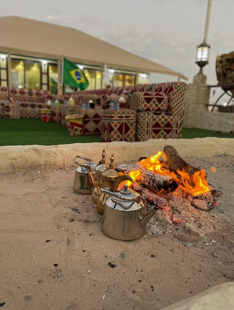 Antes da chegada do anfitrião, tudo já estava sendo preparado