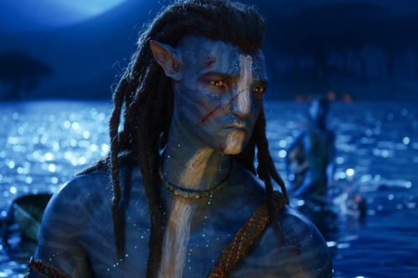 Jake Sully (Sam Worthington) em Avatar: O Caminho da Águar (Avatar 2)