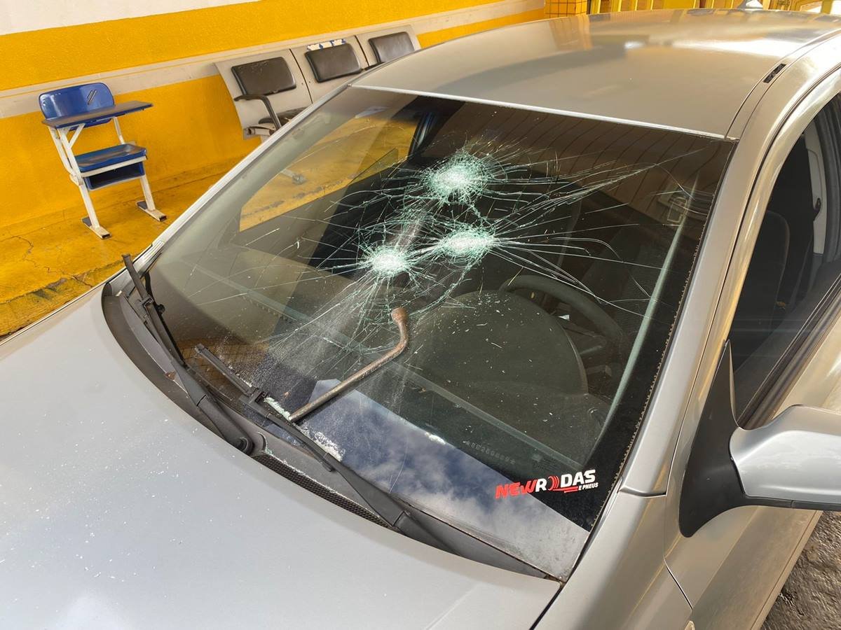 Policia e Caminhão Rebaixado - Rodando Pelo Brasil 