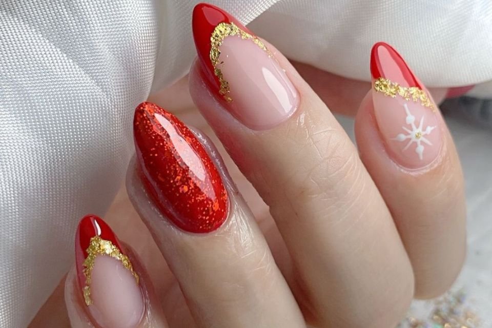 Unhas decoradas pro natal