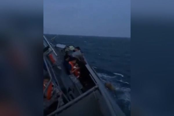 navio tailandia marinheiros desaparecidos - Metrópoles