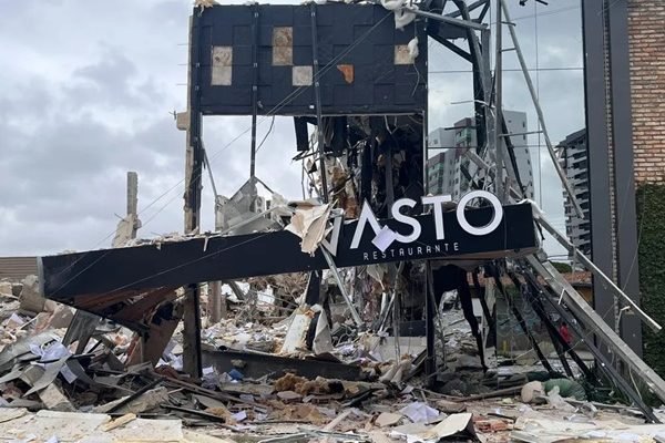 Veja antes e depois de restaurante em Teresina destruído após explosão