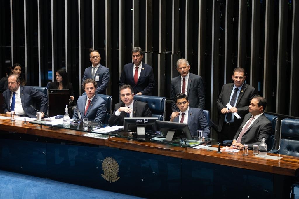 Veja Como Votou Cada Senador Na PEC Da Transição | Metrópoles