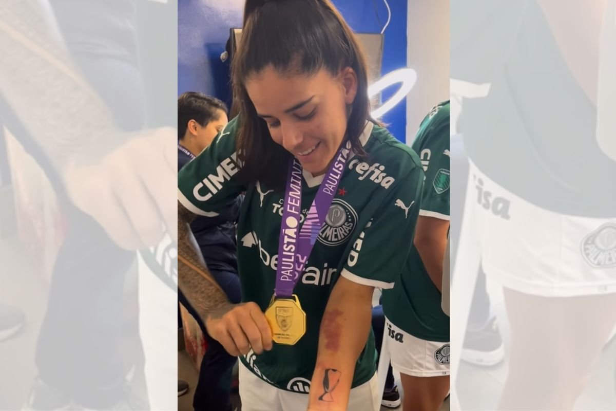 Palmeiras bate Santos no Allianz Parque e conquista Paulista feminino