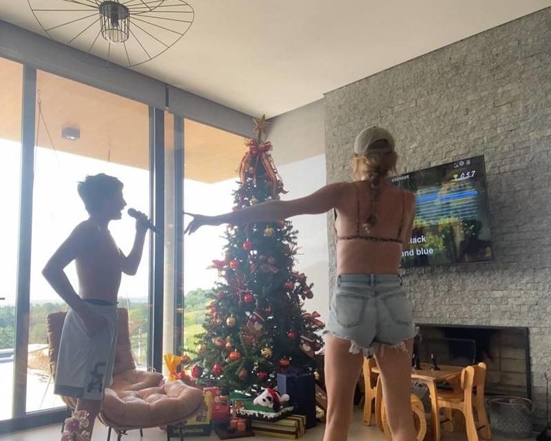 Separados há 1 ano, Gisele e Tom Brady compartilham guarda e passam férias  paradisíacas com os filhos