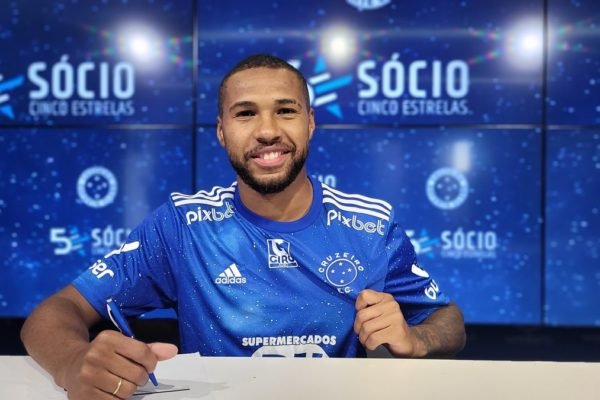 Vasco, Bahia e Cruzeiro disputam atacante Wesley, do Palmeiras