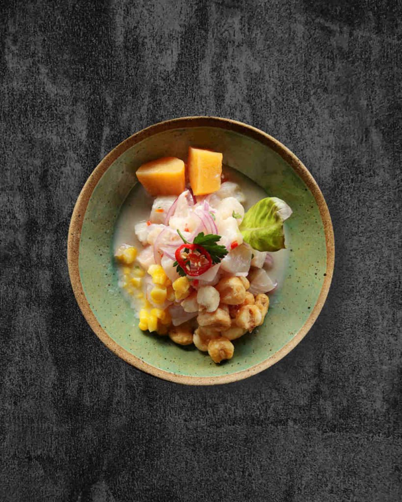 Na foto, um bowl com ceviche visto de cima - Metrópoles