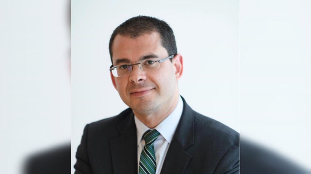 Rui Gomes Da Silva Junior, novo presidente da InvestSP, posa para retrato