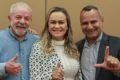 Lula, presidente eleito, Daniela do Waguinho, deputada e indicada ministra do Turismo, e Waguinho posam para foto sorrindo - Metrópoles
