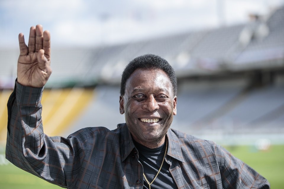 Falece Pelé, o maior jogador de futebol de todos os tempos