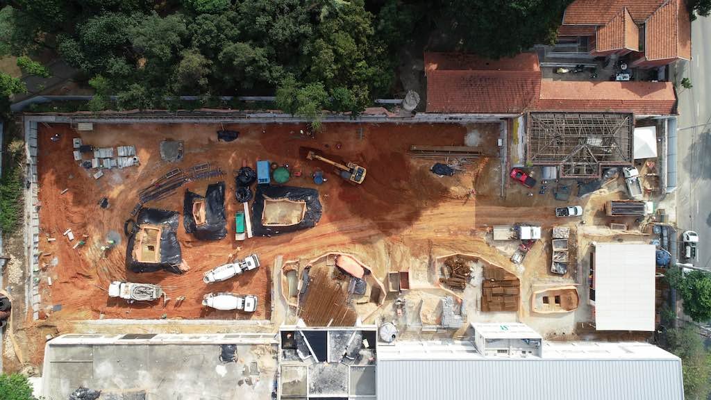 imagem colorida - obras da Pina Contemporânea
