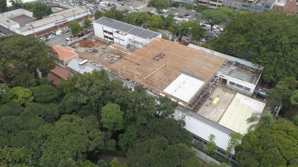 imagem colorida - obras da Pina Contemporânea