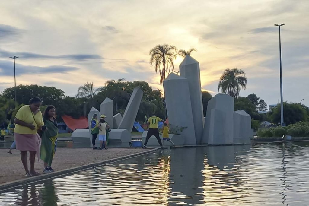 acampamento de apoiadores do presidente jair bolsonarista no QG do exército em brasília completa 30 dias - Metrópoles
