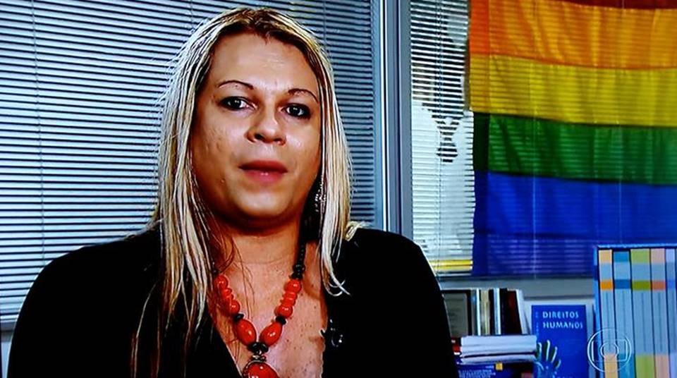 Travesti Symmy Larrat será secretária dos Direitos de Pessoas LGBTQIA+ - Metrópoles