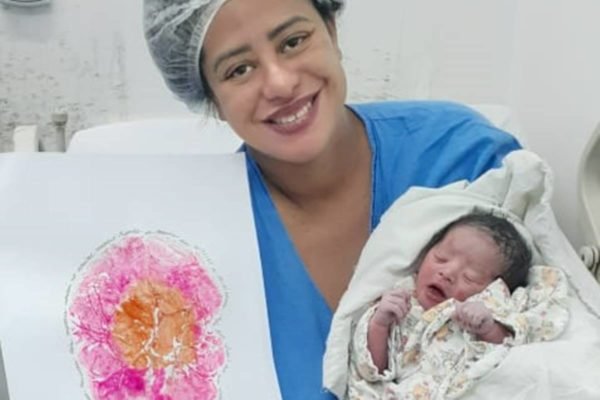 Primeiro bebê de 2023 no Hospital Tramandaí nasce às 02h49min de