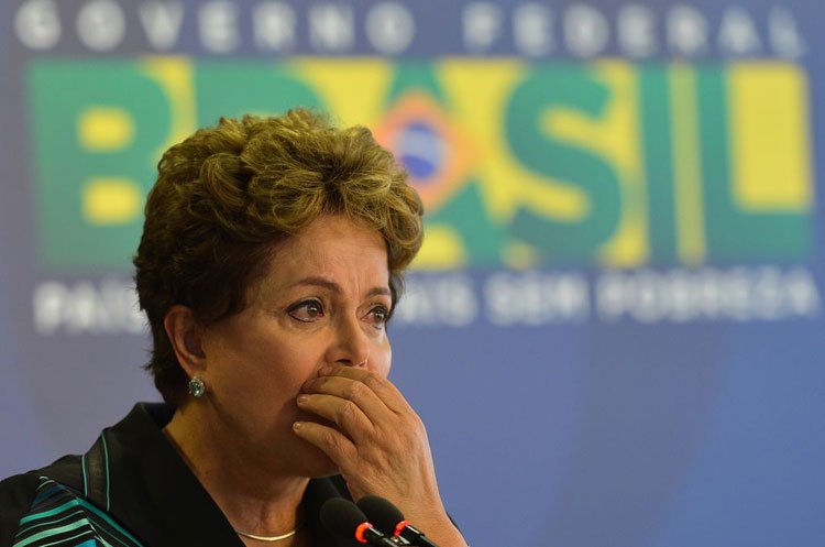 Evangélicos no Brasil - do impeachment de Dilma Rousseff ao tempo