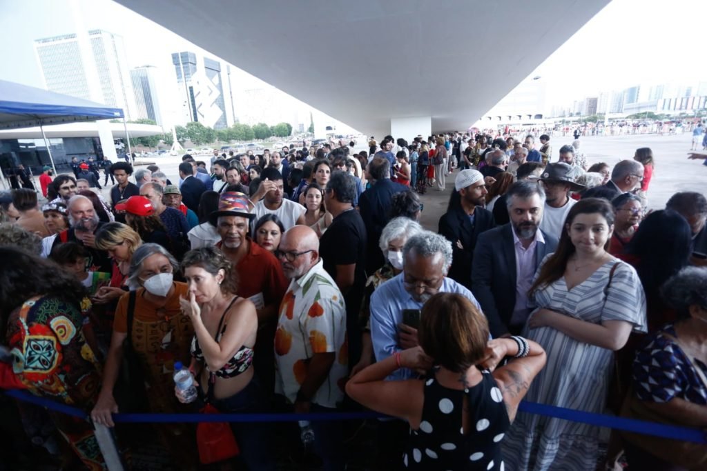 Convidados aguardam para a posse da ministra no Museu da república - metrópoles