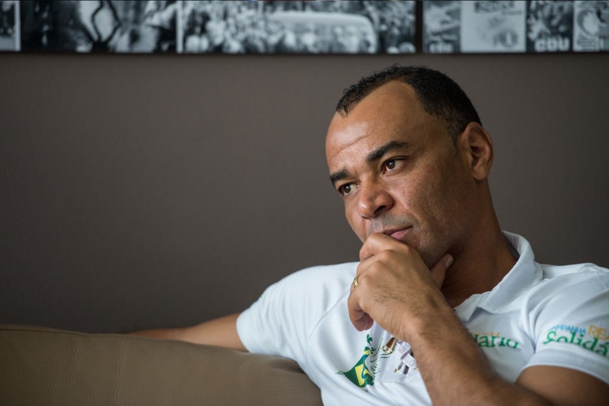 Cafu abre a casa para o Esporte Fantástico 