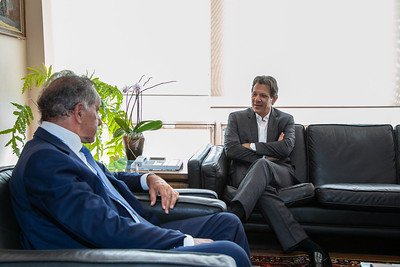 Ministro da Fazenda Fernando Haddad se reúne com Scioli, embaixador argentino no Ministério para reunião - Metrópoles