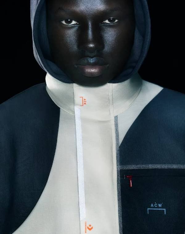 Homem preto usando roupas esportivas em editorial de moda - Metrópoles