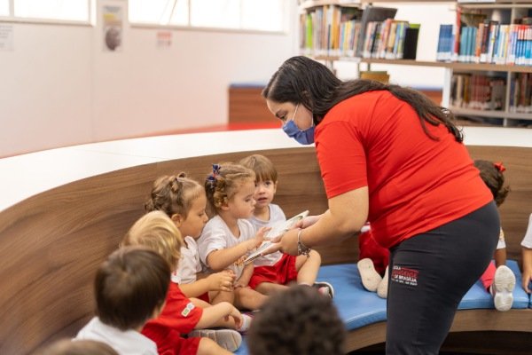 Metodologia Internacional Aprimora O Ensino Bilíngue No DF | Metrópoles