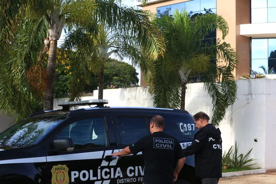 Operação Falso Coach, deflagrada pela Polícia Civil do Distrito Federal (PCDF), com o Exército Brasileiro. Equipes fazem busca e apreensão no SIG