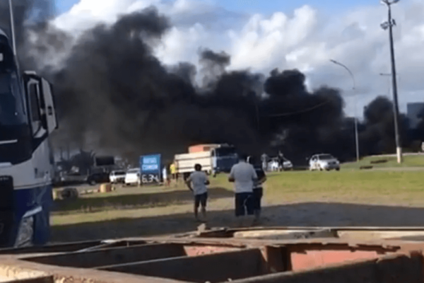 br 101 bolsonaristas protesto