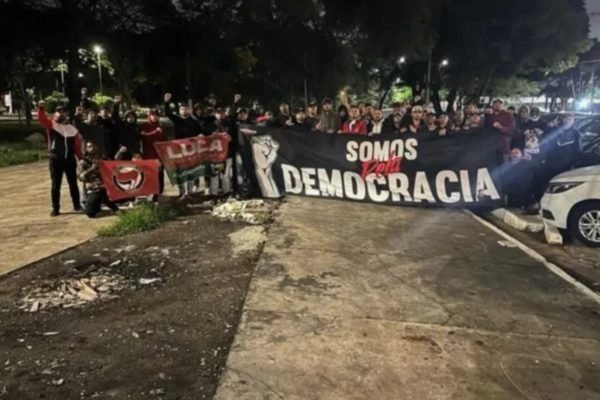 Torcidas paulistas convocam atos pró-democracia na Avenida Paulista; saiba detalhes