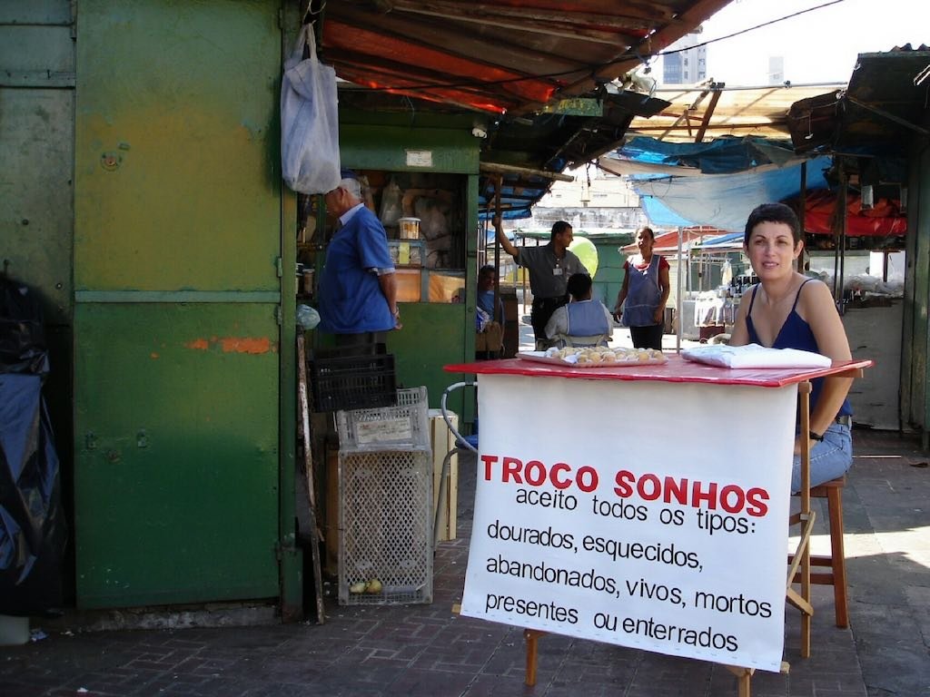 imagem colorida Troco sonhos, de Ana Teixeira